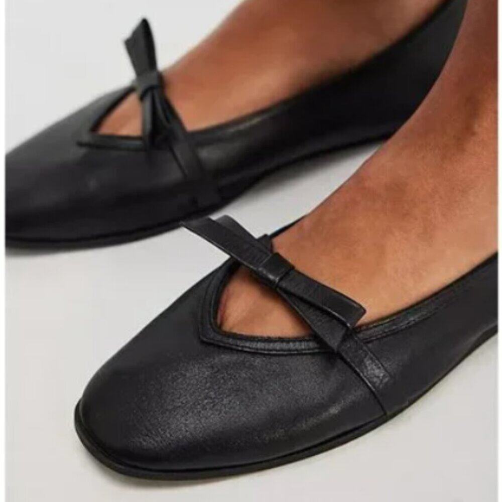 NWT Free People Mania Bow Flats / Black Leather / Size 7.5